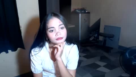 Snapshot of ursweetdesire08 chatting on 06-17-26, 04:48 ursweetdesire08 online show from 06-17-26, 04:48
