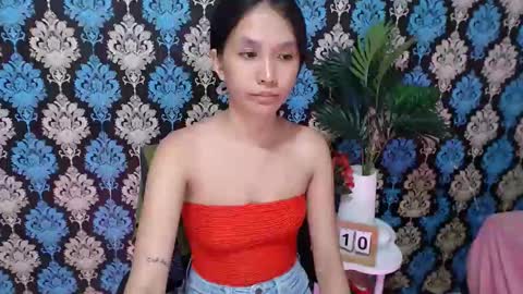 Snapshot of ursweethennesy chatting on 01-10-26, 01:57 Hennesybabe online show from 01-10-26, 01:57