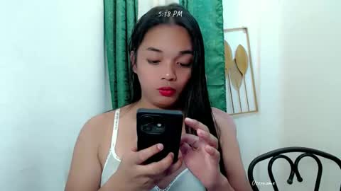 Snapshot of ursweetrica69 chatting on 12-20-25, 09:38 ursweetrica69 online show from 12-20-25, 09:38