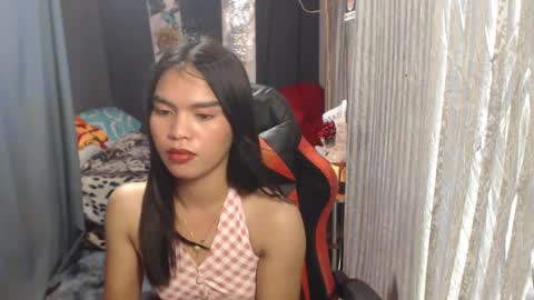 Snapshot of urtereshameow chatting on 02-18-25, 05:20 urtereshameow online show from 02-18-25, 05:20