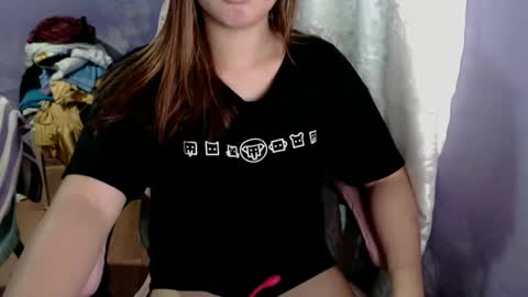 urwildslutty17 online show from 11-23-25, 11:48