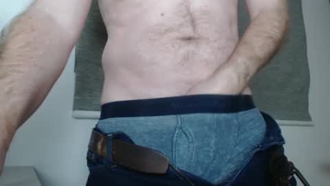 Snapshot of us5030 chatting on 01-01-25, 11:40 US5030 online show from 01-01-25, 11:40