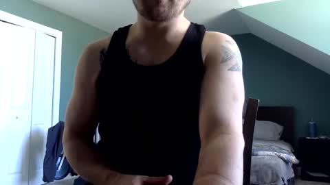 Snapshot of usamalemgj chatting on 02-14-25, 04:52 JayDee20420 online show from 02-14-25, 04:52