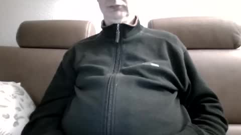 use2020 online show from 10-18-25, 07:47