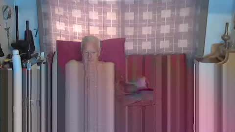 usednotbroken1 online show from 03-25-26, 03:51