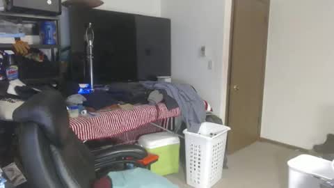 Snapshot of usgoober chatting on 01-08-26, 12:07 Eric online show from 01-08-26, 12:07