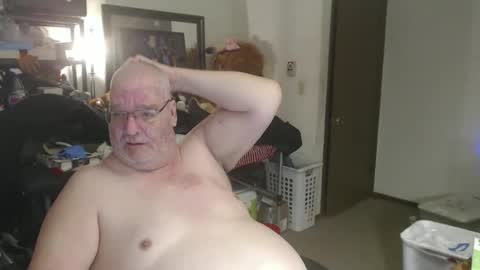 Snapshot of usgoober chatting on 02-12-26, 11:49 Eric online show from 02-12-26, 11:49