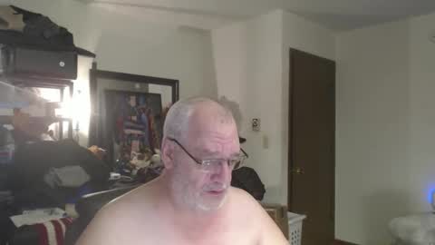 Snapshot of usgoober chatting on 02-26-26, 12:15 Eric online show from 02-26-26, 12:15