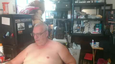 Snapshot of usgoober chatting on 07-02-26, 11:38 Eric online show from 07-02-26, 11:38