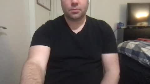 Snapshot of usguy886 chatting on 02-17-26, 02:57 usguy online show from 02-17-26, 02:57