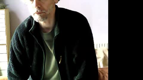 Snapshot of uther30 chatting on 04-05-26, 01:41 Uther30 online show from 04-05-26, 01:41