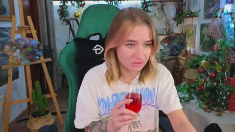 Leila online show from 01-01-25, 01:15