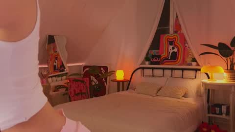 Snapshot of uwunikaa chatting on 02-09-25, 06:37 Anika On vacation online show from 02-09-25, 06:37