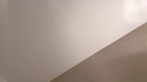 uwvvlvip online show from 10-26-25, 01:00