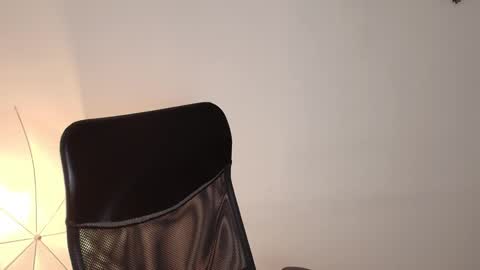 Snapshot of uyukie chatting on 10-01-25, 11:38 UYUKIE online show from 10-01-25, 11:38