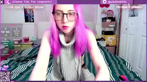 Snapshot of v3n0mb1t3z chatting on 02-23-25, 12:19 kermit online show from 02-23-25, 12:19