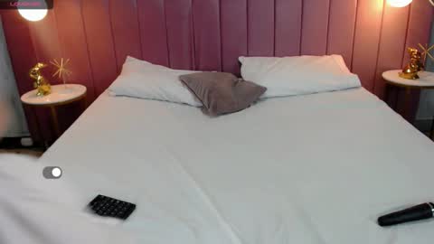 Snapshot of vaaleriee_miller_ chatting on 12-01-25, 11:26 valeriee miller online show from 12-01-25, 11:26