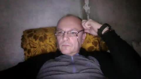 Snapshot of vadova chatting on 12-16-25, 10:04 vadova online show from 12-16-25, 10:04
