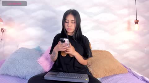 Snapshot of vaelina_angels chatting on 02-17-26, 07:05 VAELINA ANGELS online show from 02-17-26, 07:05
