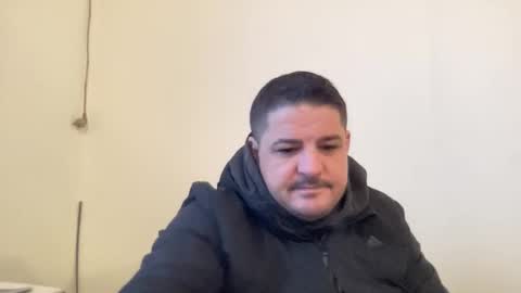 Snapshot of vaginalnik chatting on 12-18-25, 06:19 vaginalnik online show from 12-18-25, 06:19