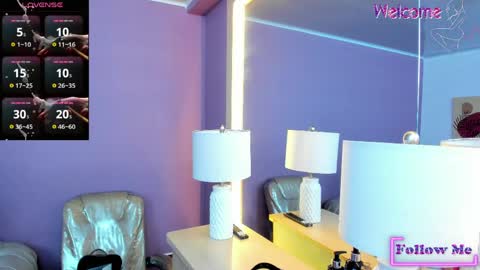 Snapshot of vailoetharris chatting on 06-08-26, 12:05 Vaiolet Harris online show from 06-08-26, 12:05