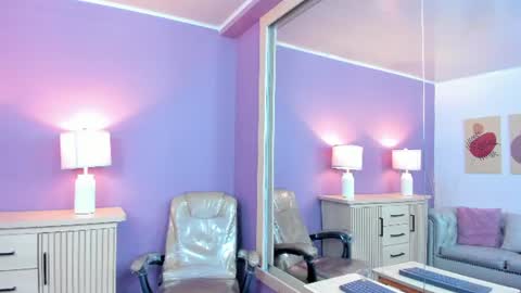 Snapshot of vailoetharris chatting on 07-11-26, 11:35 Vaiolet Harris online show from 07-11-26, 11:35