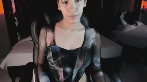 Vaioleth online show from 01-18-26, 01:59