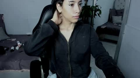 Vaioleth online show from 05-06-26, 12:32