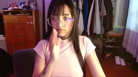 Snapshot of val_azuna chatting on 11-26-25, 02:51 valentina online show from 11-26-25, 02:51