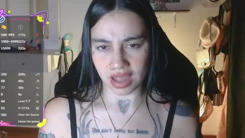 Snapshot of val_bardot1 chatting on 06-08-26, 02:45 first of all... who are u online show from 06-08-26, 02:45