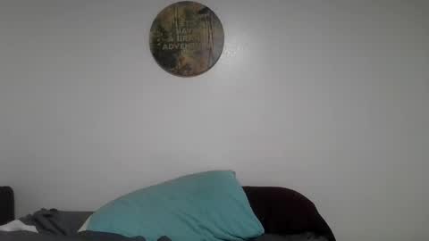 Snapshot of valarieak chatting on 10-04-25, 01:53 valarieak online show from 10-04-25, 01:53