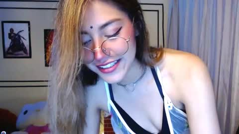 Snapshot of valcooky chatting on 01-12-25, 04:52 Hi I am Valcooky online show from 01-12-25, 04:52