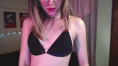 Snapshot of valcooky chatting on 09-09-25, 04:56 Hi I am Valcooky online show from 09-09-25, 04:56