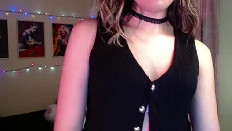 Snapshot of valcooky chatting on 10-08-25, 03:26 Hi I am Valcooky online show from 10-08-25, 03:26