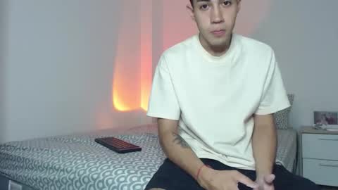 valen paul online show from 12-16-25, 11:10