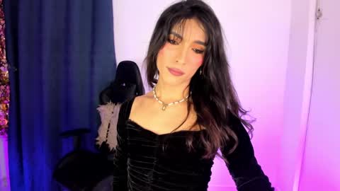 Snapshot of valen_sweet01 chatting on 01-12-25, 02:09 valentina online show from 01-12-25, 02:09