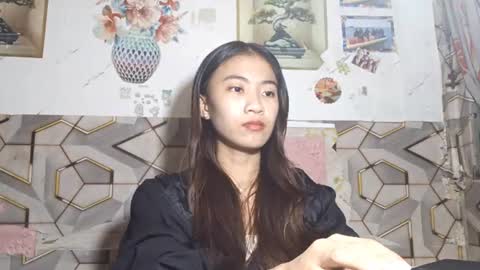 Snapshot of valenciasumney chatting on 07-13-26, 03:04 Camille online show from 07-13-26, 03:04