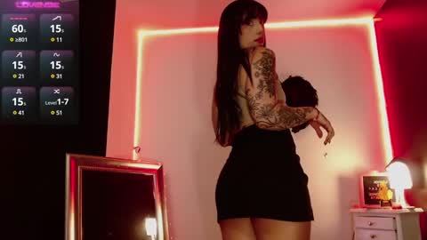 Snapshot of valengray chatting on 01-09-25, 10:09 Valen online show from 01-09-25, 10:09