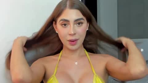 Angela online show from 02-06-25, 09:38