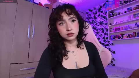 valentina online show from 07-17-26, 03:02
