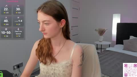 Snapshot of valenora1 chatting on 05-19-26, 11:05 Nora online show from 05-19-26, 11:05