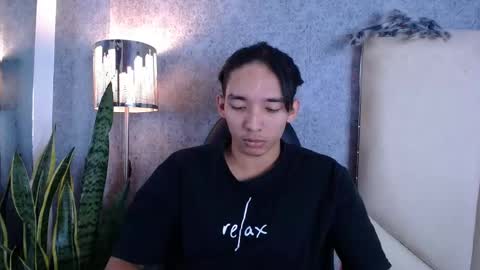 Snapshot of valenorlerot chatting on 10-15-25, 05:40 Valenor online show from 10-15-25, 05:40