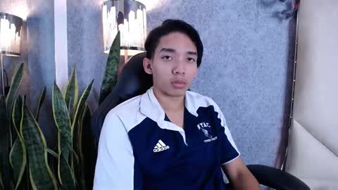 Snapshot of valenorlerot chatting on 10-16-25, 05:08 Valenor online show from 10-16-25, 05:08