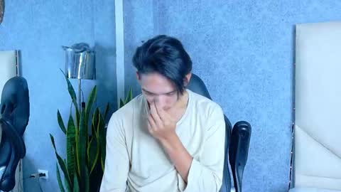 Snapshot of valenorlerot chatting on 10-21-25, 05:41 Valenor online show from 10-21-25, 05:41