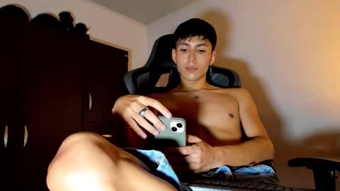 valentean online show from 12-20-25, 01:02