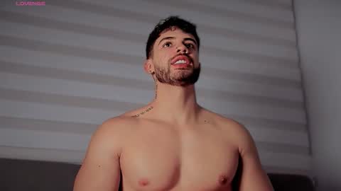 valenthinoking online show from 11-18-25, 04:50