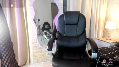 Valen online show from 12-03-25, 12:03