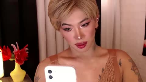 Amanda online show from 01-05-25, 01:03