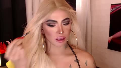 Amanda online show from 01-05-25, 04:04