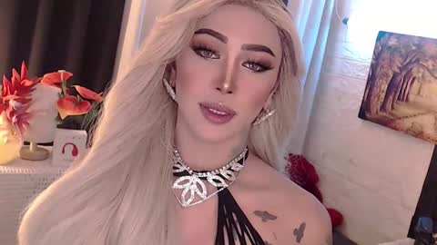 Amanda online show from 09-30-25, 01:54